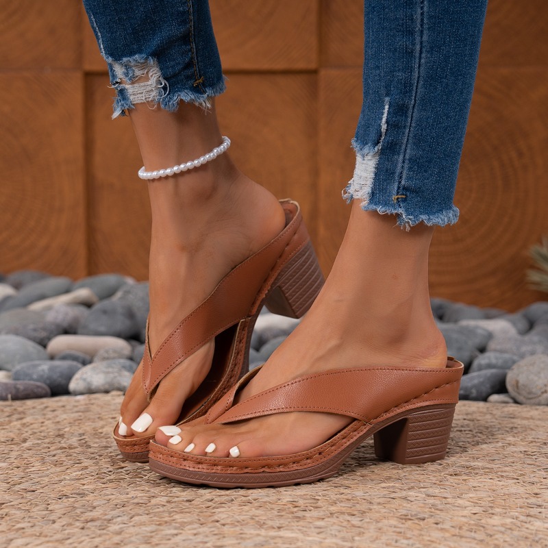 Modne damskie klapki na wysoki – Ethnic Fashion Walk recenzja i cena