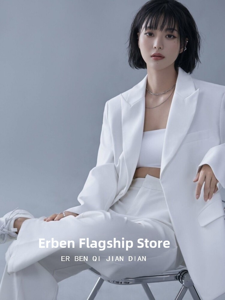 Biały garnitur, motyw, magazyn – Ethnic Fashion Magazine recenzja i cena