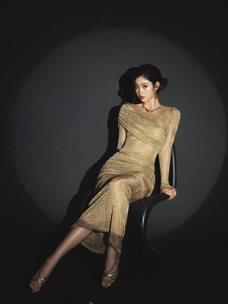 Zdjęcia portretowe, studio fot – Ethnic Fashion Magazine recenzja i cena